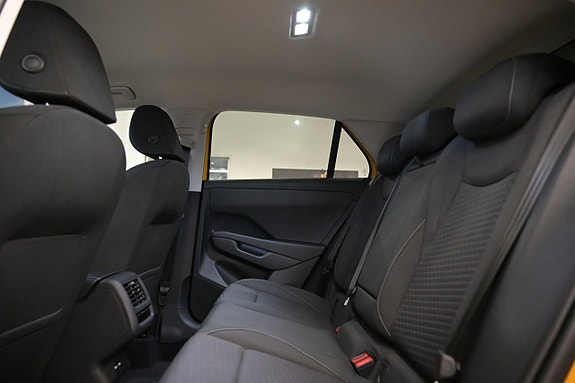 Volkswagen T-Roc 27 of 28