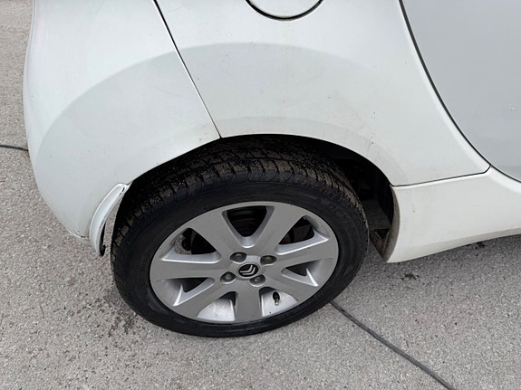 Citroen C-Zero 14 of 18