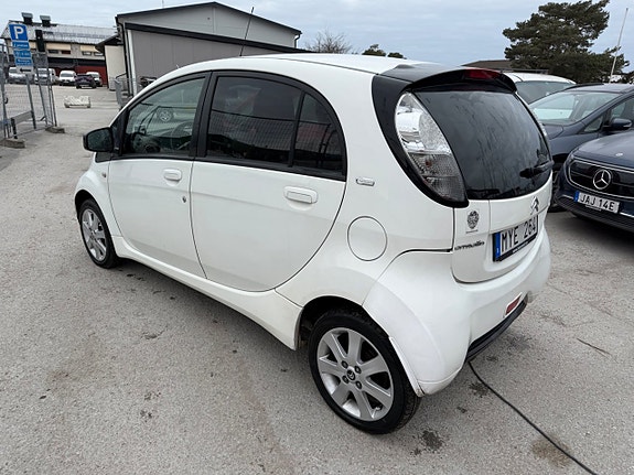 Citroen C-Zero 8 of 18