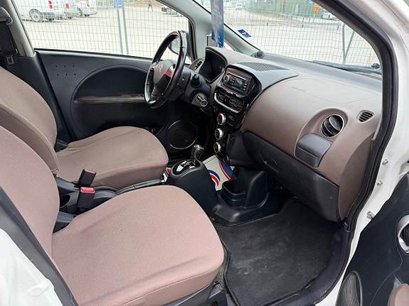 Citroen C-Zero 6 of 18