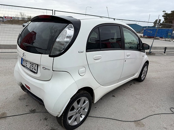Citroen C-Zero 11 of 18