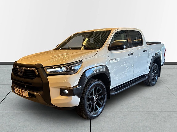 Toyota HiLux 16 of 23