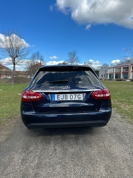 Mercedes-Benz C180 5 of 5