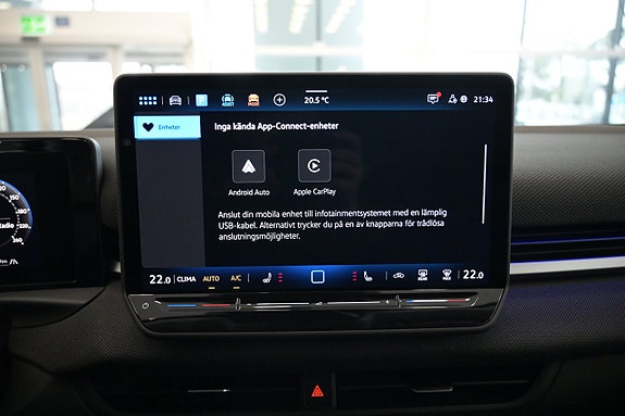 Volkswagen T-Roc 17 of 27