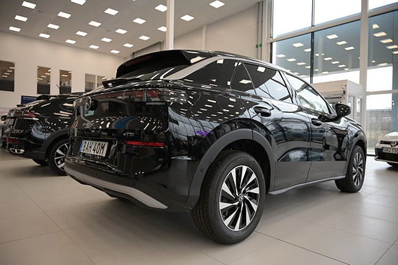 Volkswagen T-Roc 9 of 27