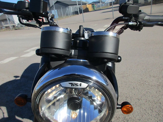 BSA Gold star 650 Shadow black 4 of 5