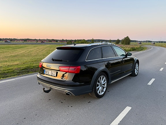 Audi A6 allroad 3 of 5