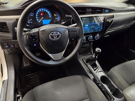 Toyota Corolla 11 of 12