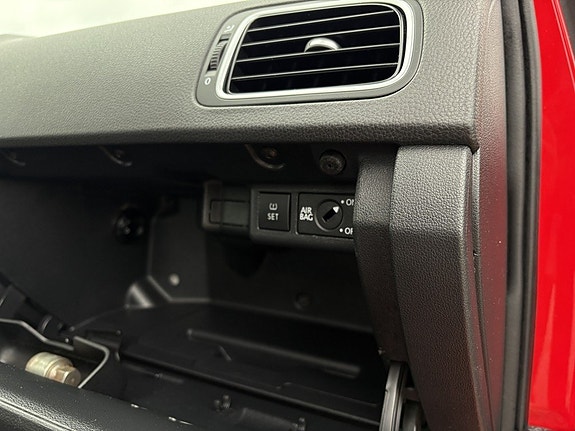 Volkswagen Polo 13 of 15