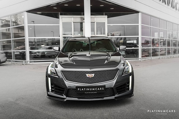 Cadillac CTS-V 3 of 5
