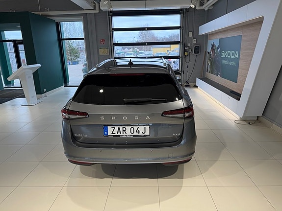 Skoda Superb 4 of 5