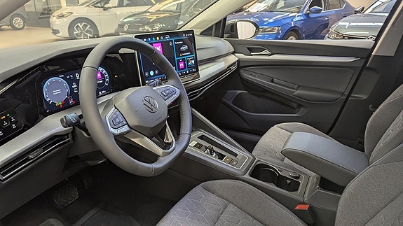 Volkswagen Golf I 7 of 10