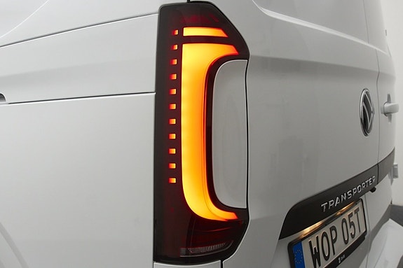 Volkswagen Transporter 14 of 19