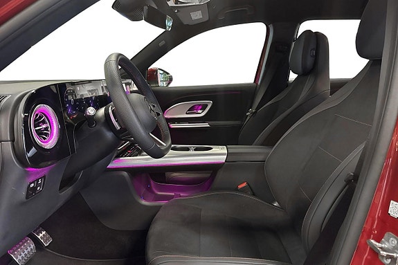 Mercedes-Benz GLB250+ 8 of 24