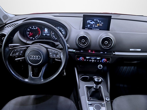 Audi A3 8 of 16