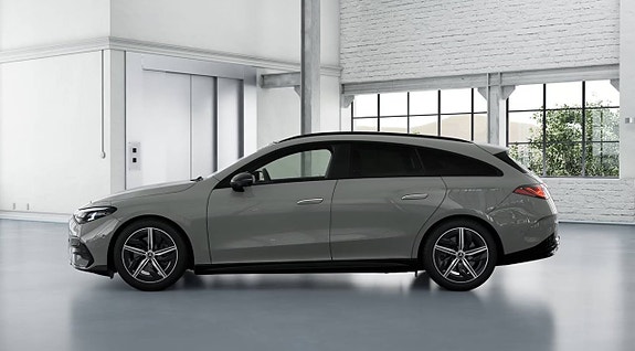 Mercedes-Benz CLA350 3 of 5