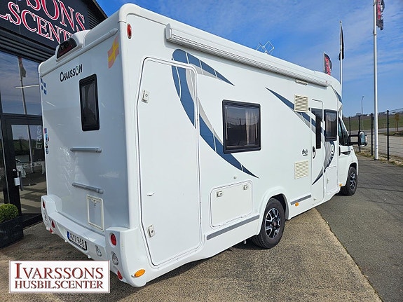 Chausson 737 Flash / Enkelsängar / Badrum bak / Dropdown-säng 5 of 5