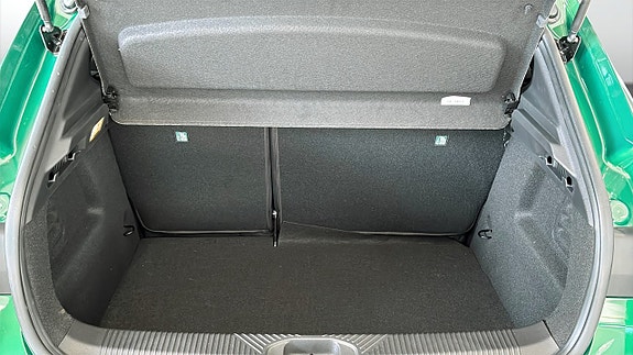 Renault Clio 10 of 12