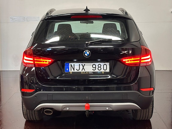 BMW X1 4 of 5