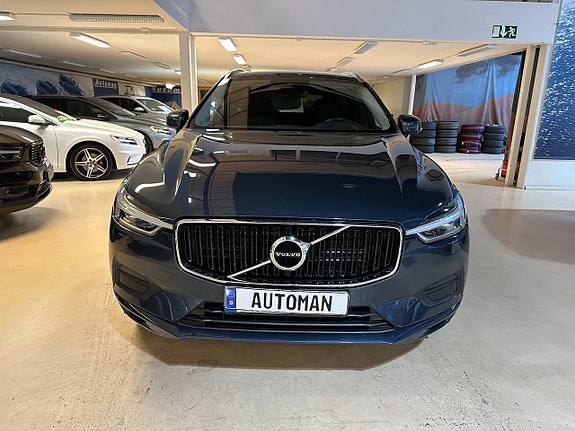 Volvo XC60 2 of 5