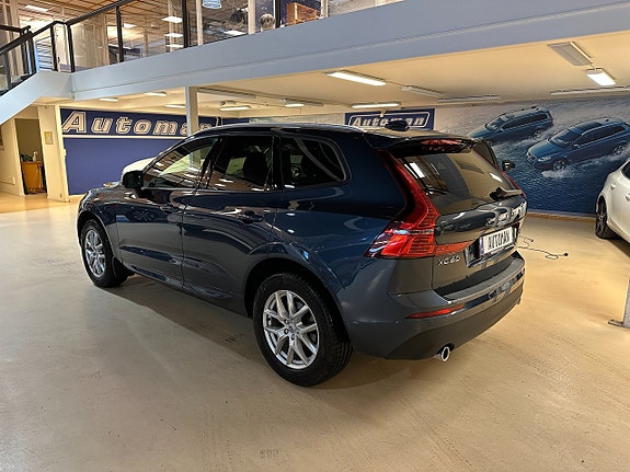 Volvo XC60 8 of 16