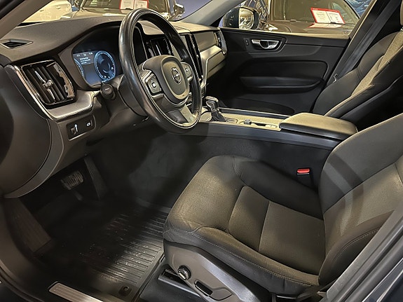 Volvo XC60 5 of 5