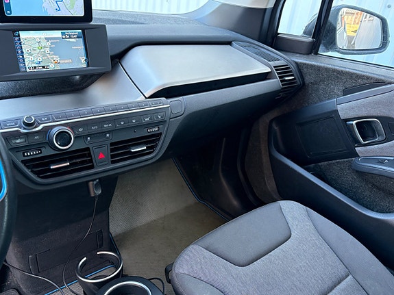 BMW i3 17 of 17