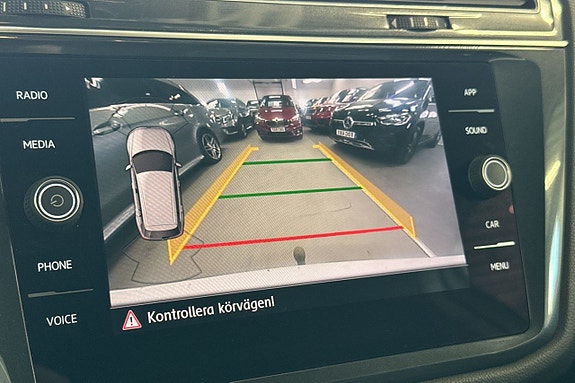 Volkswagen Tiguan Allspace 22 of 27