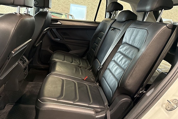 Volkswagen Tiguan Allspace 11 of 27