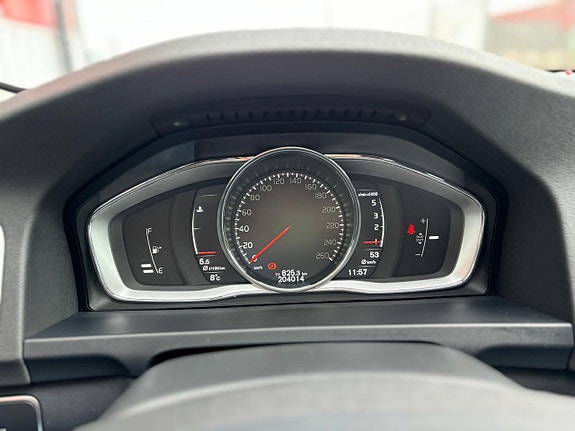 Volvo V60 23 of 25