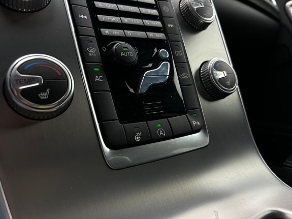 Volvo V60 15 of 25