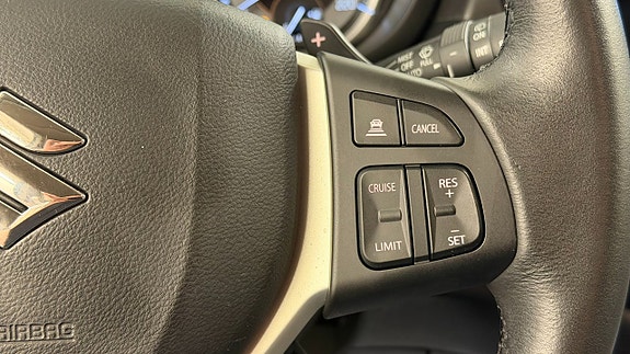 Suzuki S-Cross 14 of 20