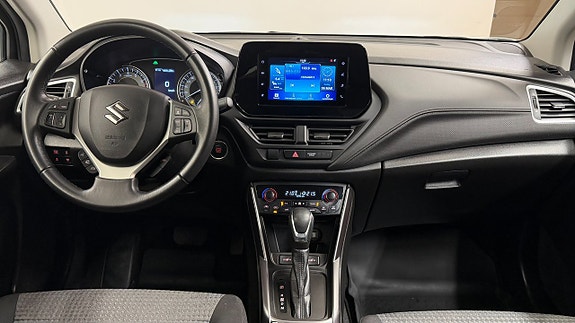 Suzuki S-Cross 10 of 20