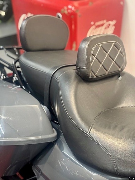 Harley-Davidson FLHXST Street Glide ST 117 5 of 8