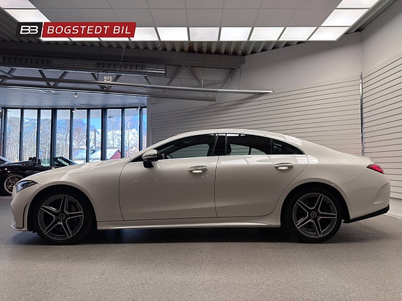 Mercedes-Benz CLS450 4 of 5