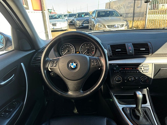 BMW 120 10 of 19