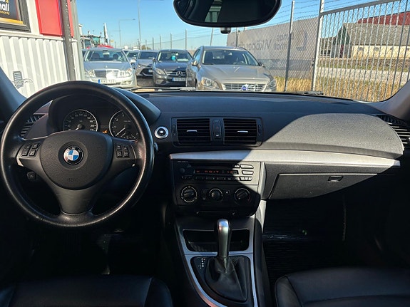 BMW 120 9 of 19