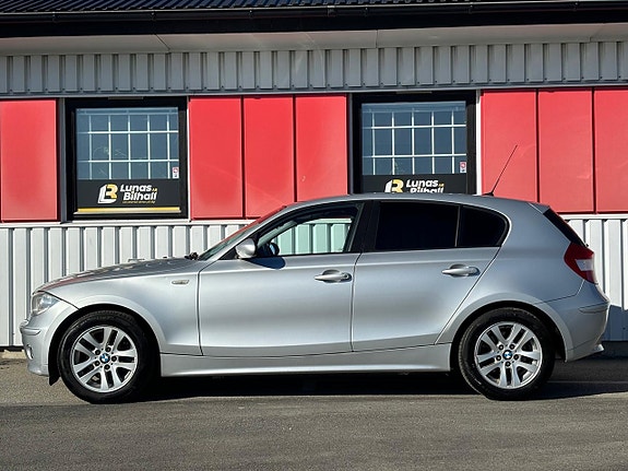 BMW 120 3 of 19