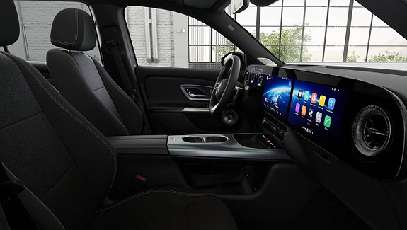 Mercedes-Benz GLB350 6 of 8
