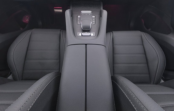 Mercedes-Benz GLS450 d 26 of 30