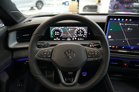 Volkswagen Tayron 12 of 30