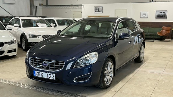 Volvo V60 3 of 23