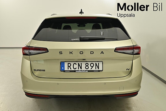 Skoda Superb 4 of 5