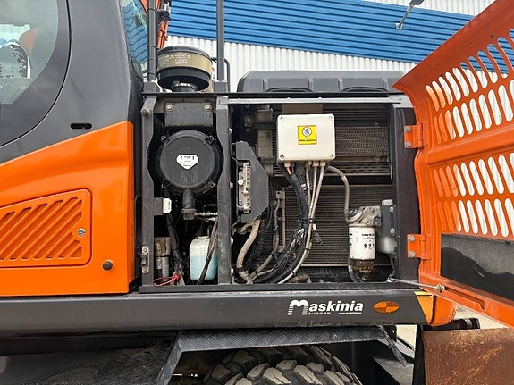Doosan DX170W-5 9 of 19