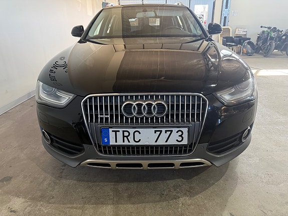 Audi A4 allroad 4 of 5