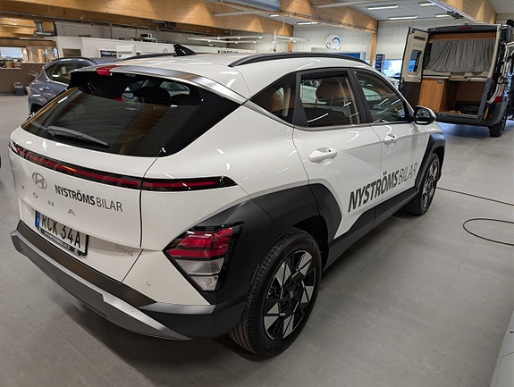 Hyundai Kona 4 of 5