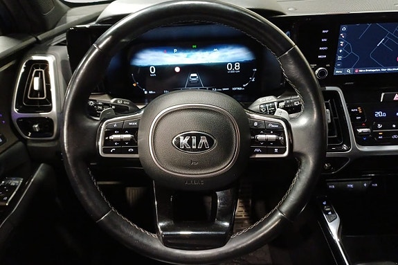Kia Sorento 13 of 17