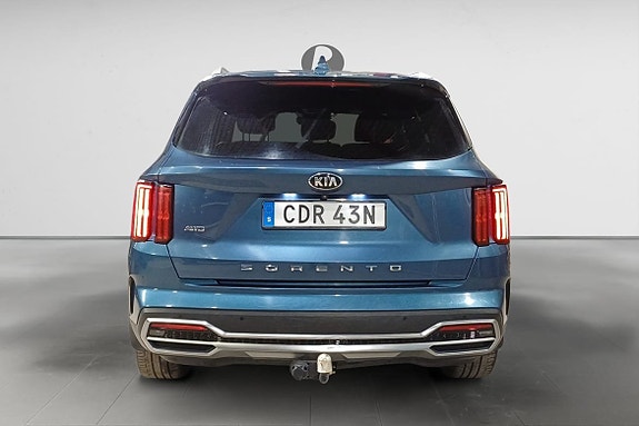 Kia Sorento 6 of 17