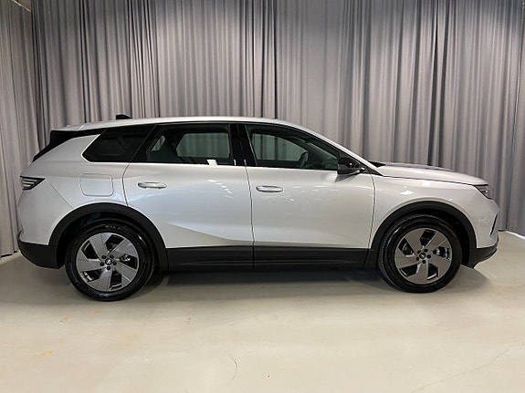 Opel Grandland 4 of 5