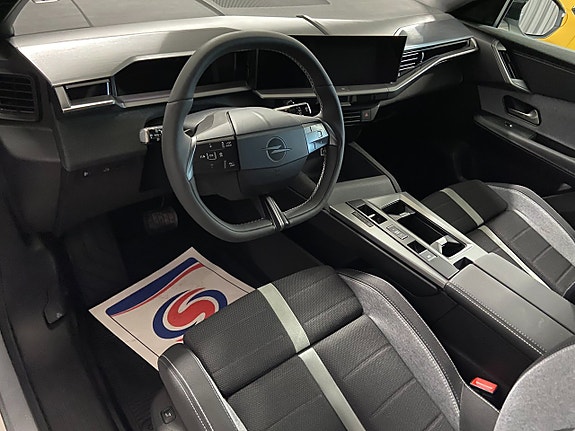 Opel Grandland 8 of 18
